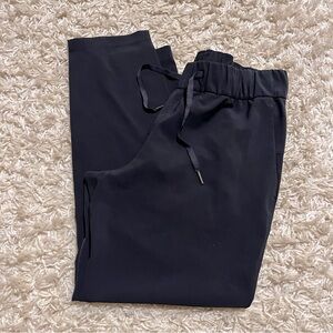 Lululemon On the Fly pant